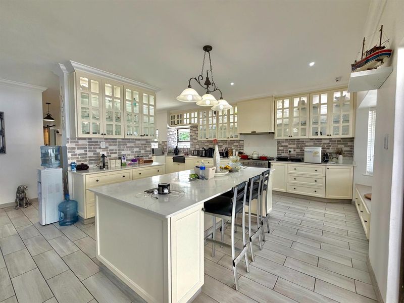 House For Sale in Umtentweni, Port Shepstone, KwaZulu Natal - Photo 8