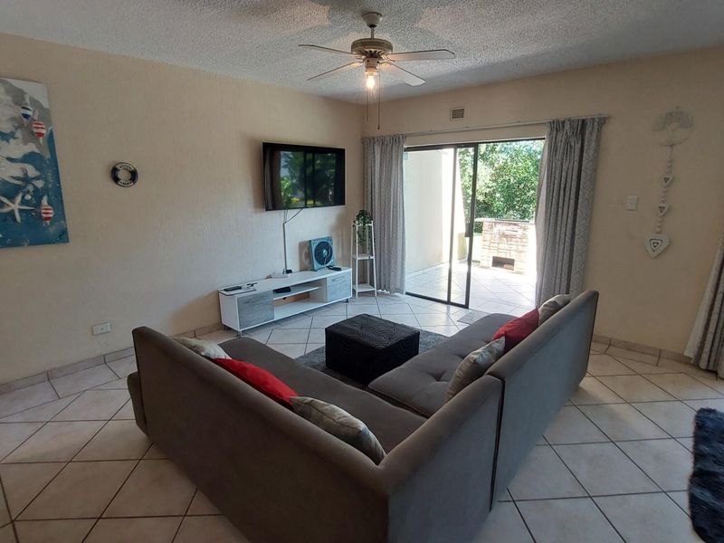 Duplex Apartment For Sale in Shelly Beach, KwaZulu Natal - Photo 4