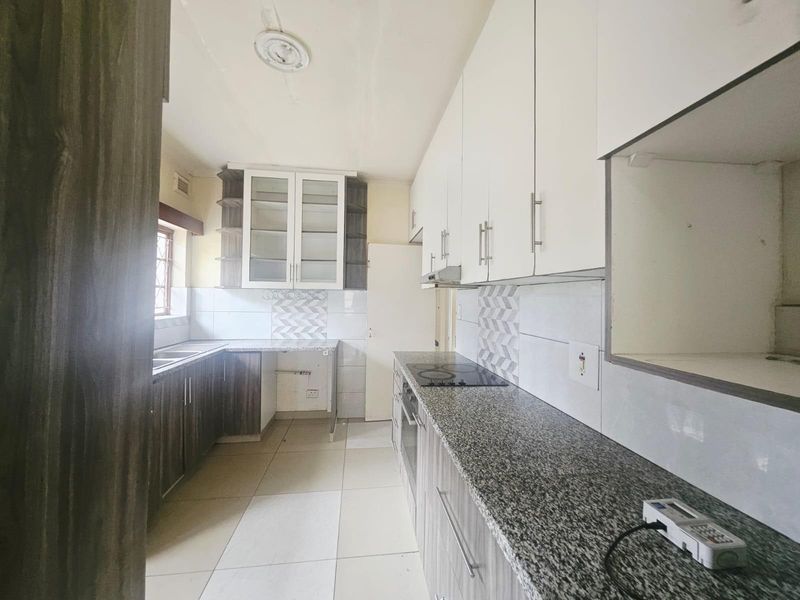 House For Sale in Yellowwood Park, Durban, KwaZulu Natal - Photo 3