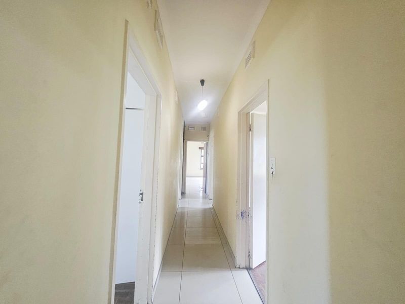 House For Sale in Yellowwood Park, Durban, KwaZulu Natal - Photo 5