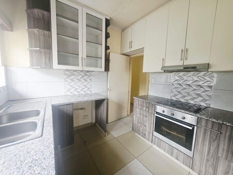 House For Sale in Yellowwood Park, Durban, KwaZulu Natal - Photo 2