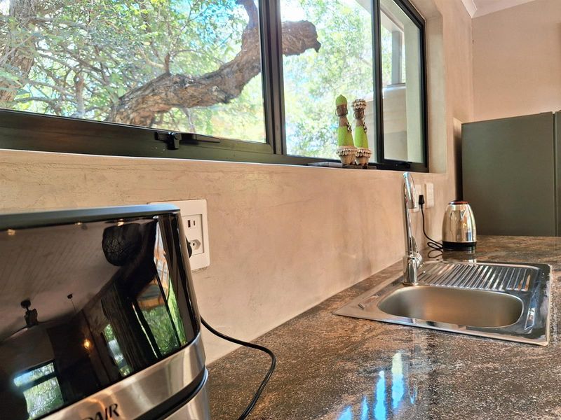 Charming cottage to rent in sought after wildlife estate - Photo 5