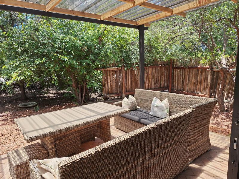 Charming cottage to rent in sought after wildlife estate - Photo 9