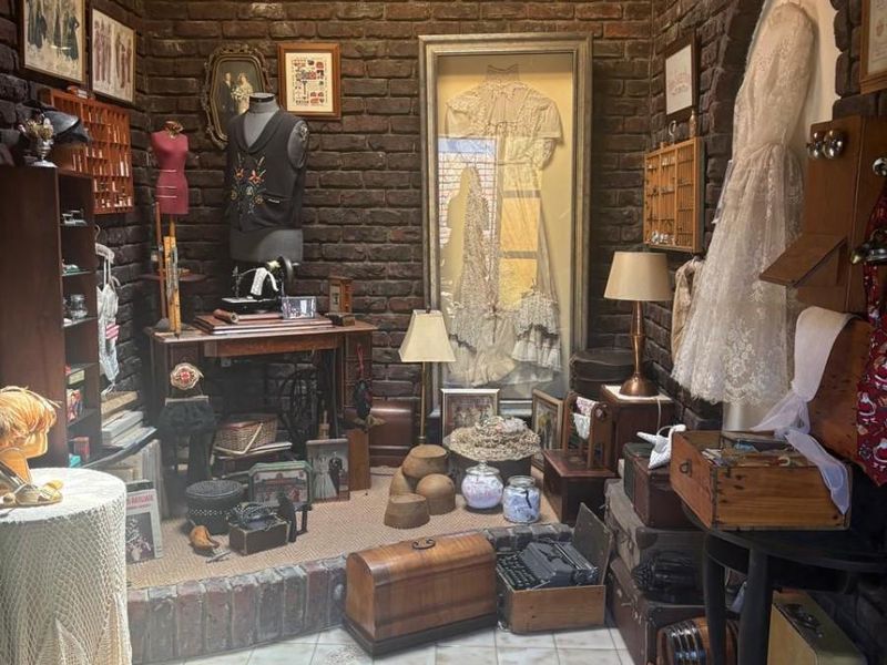 Spacious Family Home in Aviary Hill with Flatlet, Newcastle, KwaZulu Natal - Photo 2