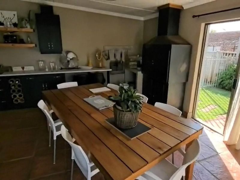 Modern, Spacious Family Haven with an Entertainer’s Heart in Carters Glen - Photo 7