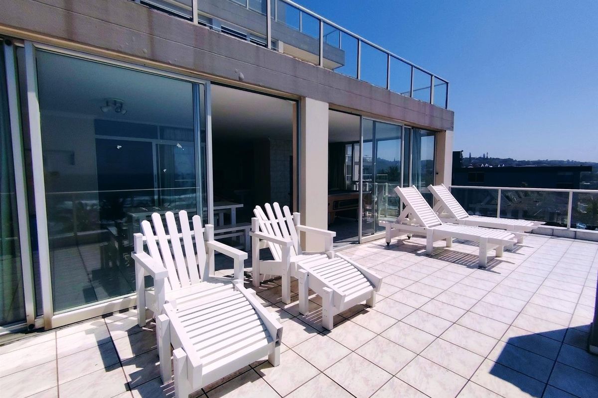 Enjoy your Penthouse views - Photo 5