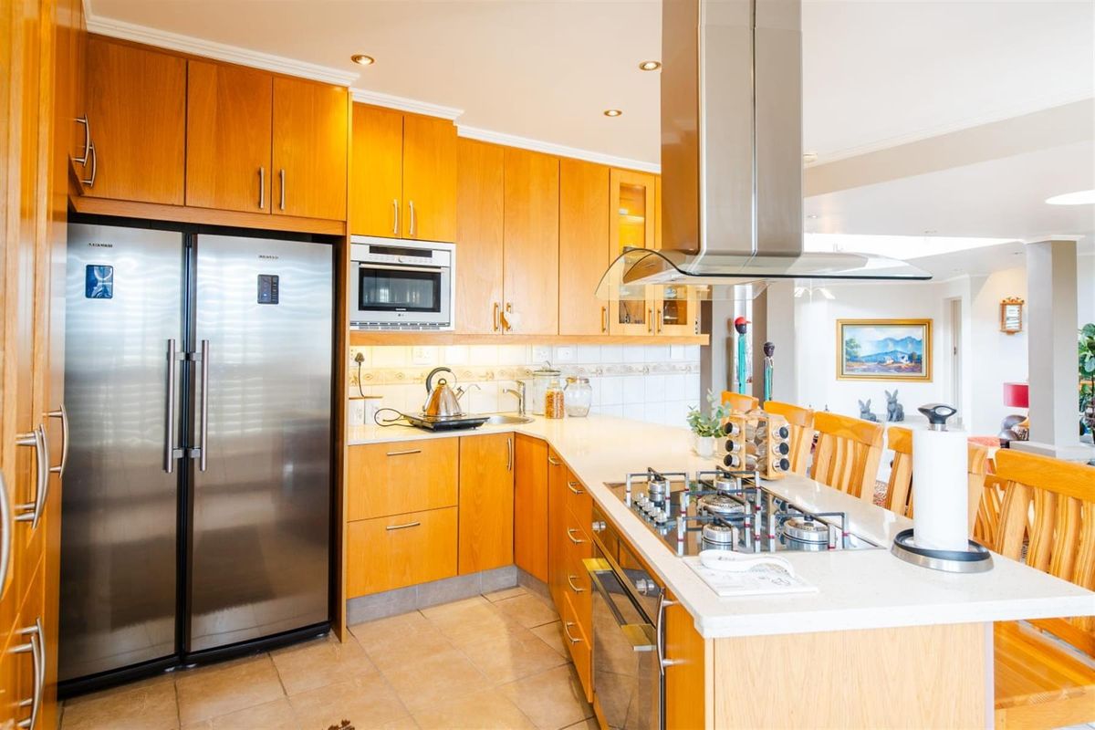 3 Bedroom house for sale in Avonddans Estate - Photo 5