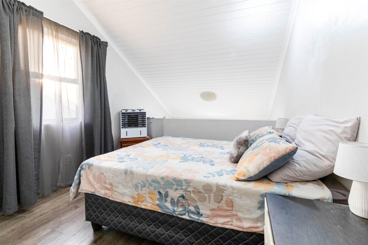 Apartment For Sale in Wellington North, Wellington - Photo 3