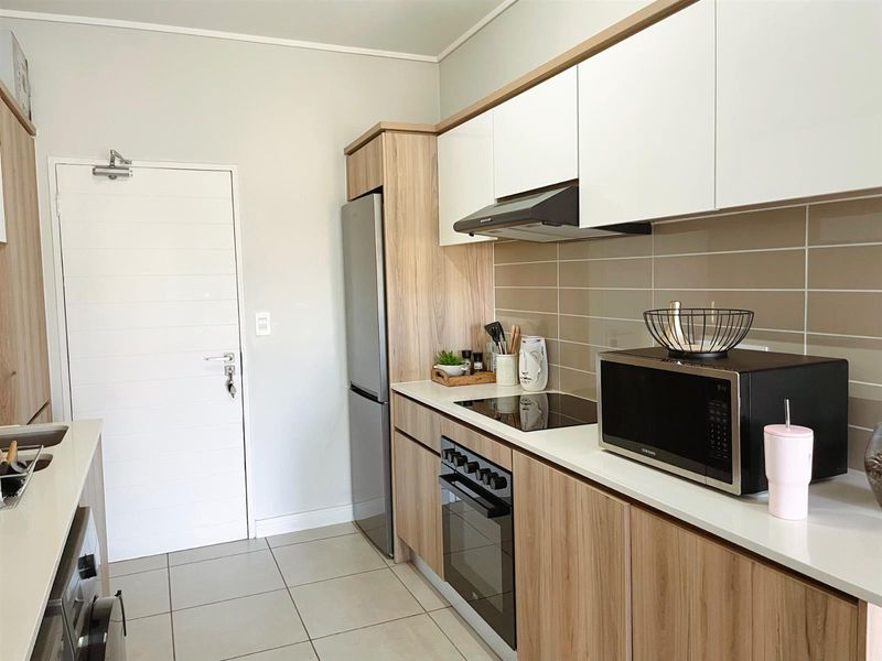 1 Bedroom Apartment For Sale in Linbro Park, Sandton - Photo 9