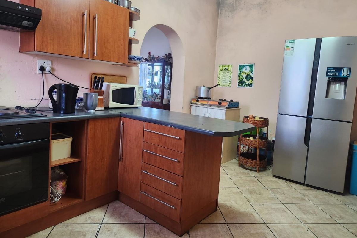 House For Sale in New Macassar Village - Photo 2