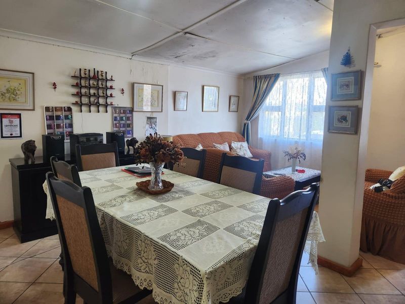 House For Sale in New Macassar Village - Photo 10