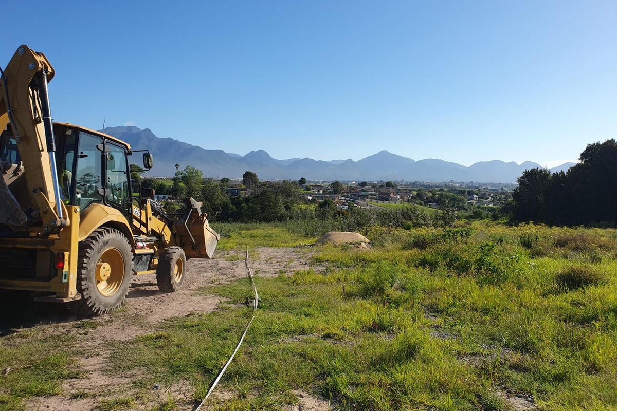 New development, buy off plan and save. - Photo 2