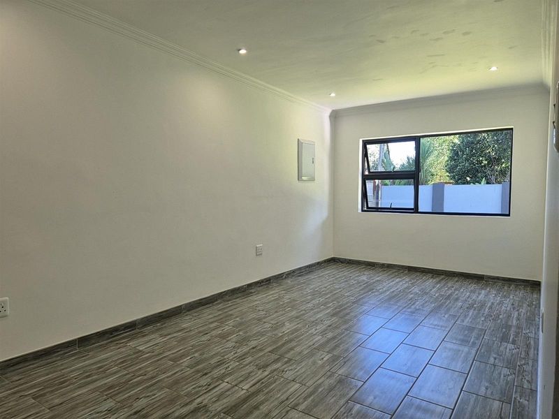 4 Bedroom Double-Storey Home For Sale in Potchefstroom Central, Potchefstroom, North West - Photo 10