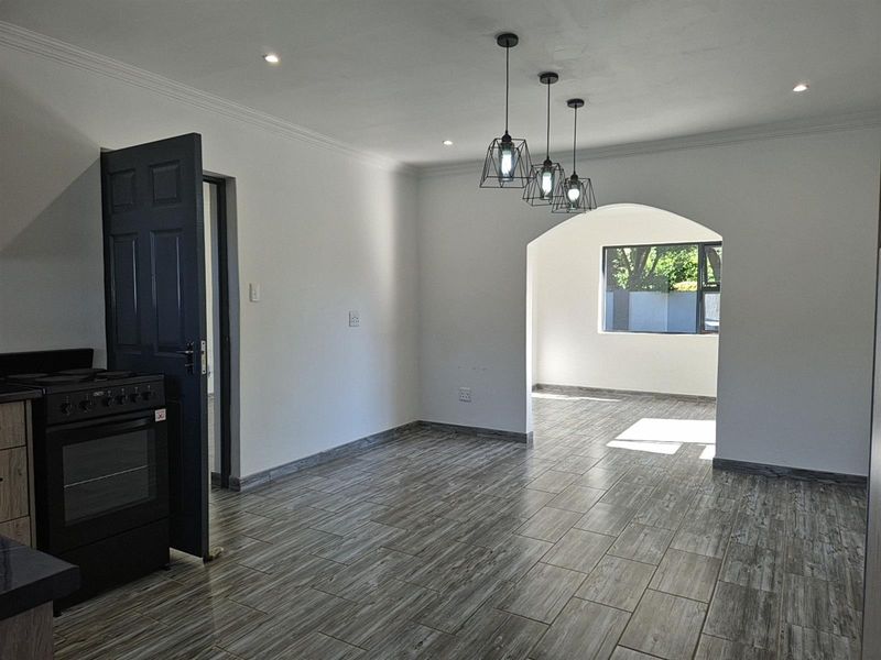 4 Bedroom Double-Storey Home For Sale in Potchefstroom Central, Potchefstroom, North West - Photo 7