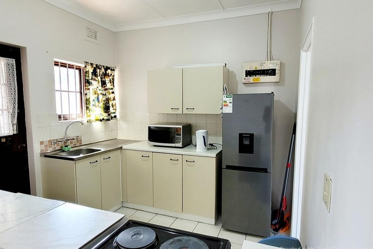 House For Sale in Manaba Beach, Margate, KwaZulu Natal - Photo 2