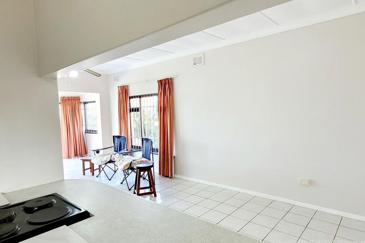 House For Sale in Manaba Beach, Margate, KwaZulu Natal - Photo 4