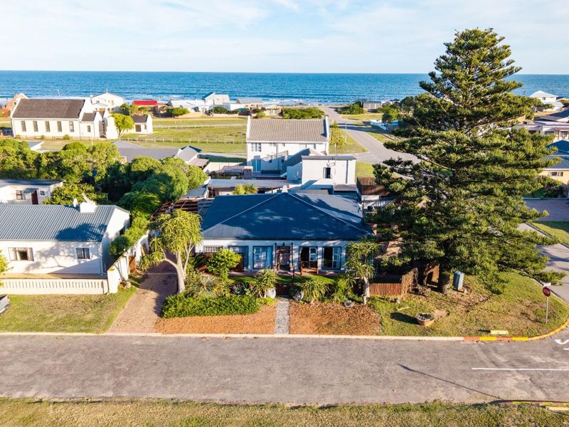 House With Flat For Sale Gouritsmond - Photo 3