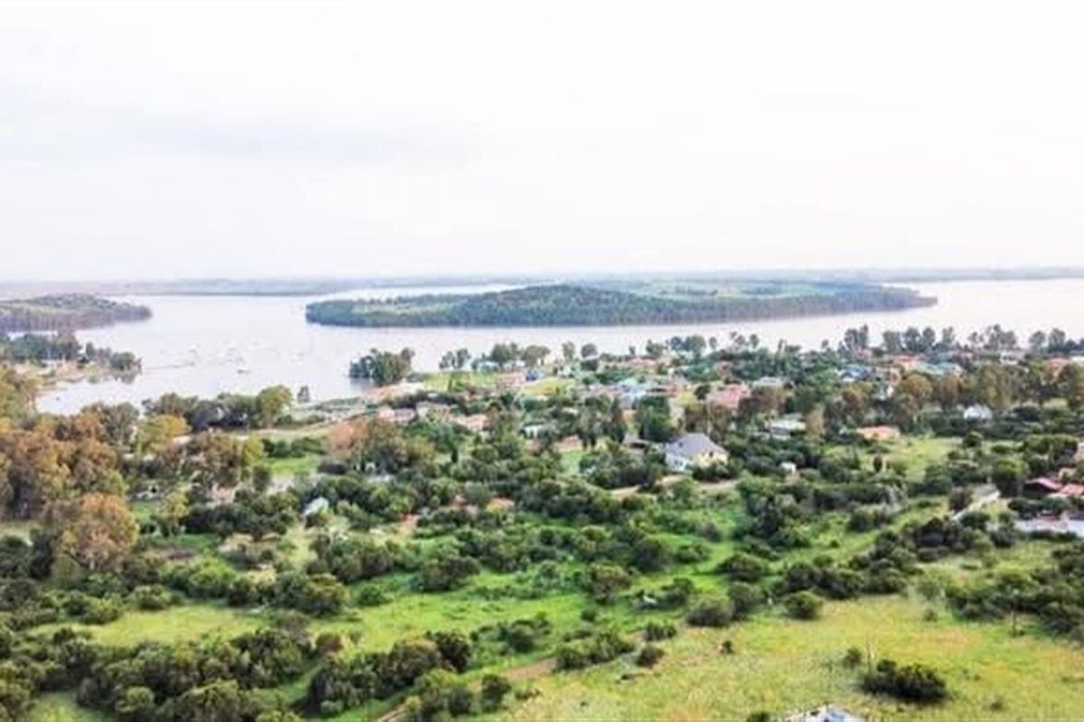 VAALDAM LIFESTYLE WITH BEAUTIFUL VIEWS AND SPACE FOR EVERYONE - Photo 3