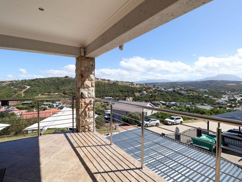 Exceptional Family Residence with Panoramic Valley and River Views - Photo 3