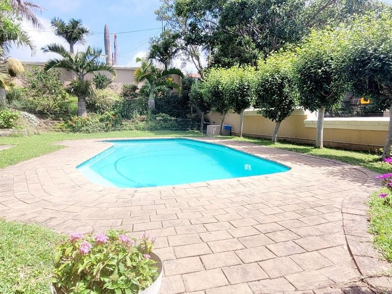 Apartment For Sale in Shelly Beach, Margate, KwaZulu Natal - Photo 4