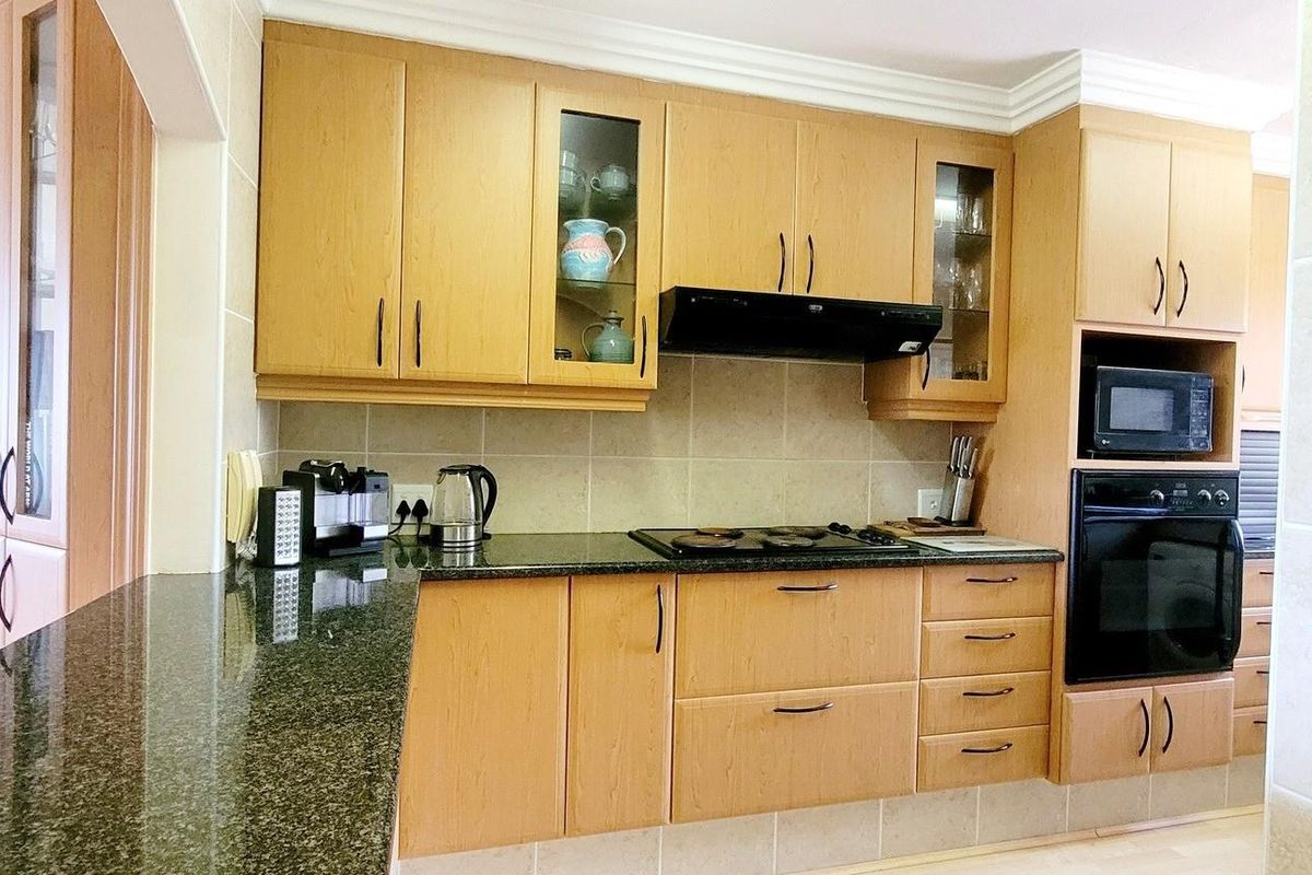 Apartment For Sale in Shelly Beach, Margate, KwaZulu Natal - Photo 5