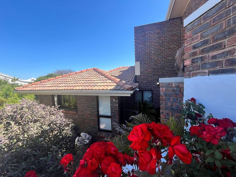 Luxury Ocean View Home for Sale in Yzerfontein Spectacular West Coast Living - Photo 2