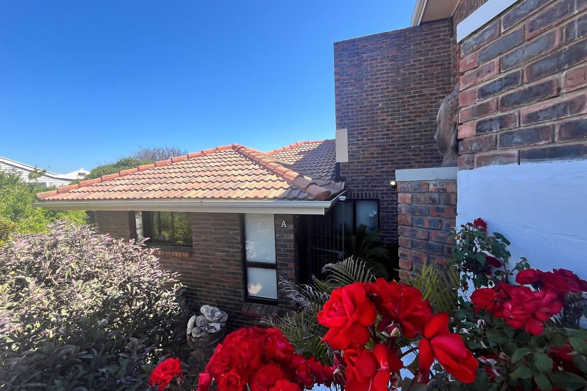 Luxury Ocean View Home for Sale in Yzerfontein Spectacular West Coast Living - Photo 2