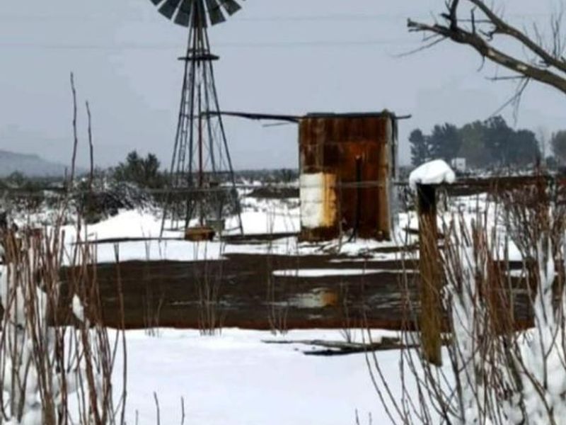 House for Sale in Sutherland with 2 flats ideal for Airbnb rentals - Photo 5