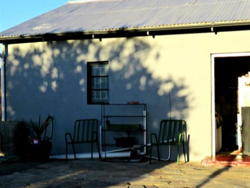 House for Sale in Sutherland with 2 flats ideal for Airbnb rentals - Photo 7