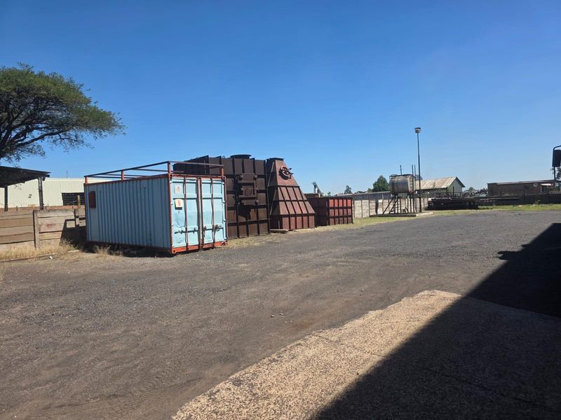 Industrial Property For Sale in Ferrobank, Witbank - Photo 2