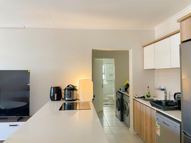 1 Bedroom Apartment For Sale in Kyalami - Neogotiable!!! - Photo 2