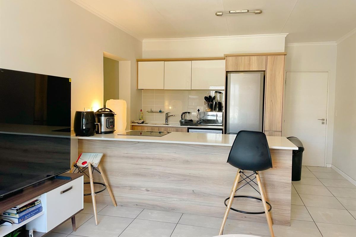 1 Bedroom Apartment For Sale in Kyalami - Neogotiable!!! - Photo 3