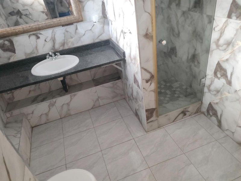 Apartment To Rent in Morningside, Durban, KwaZulu Natal - Photo 5