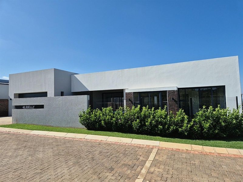 Modern 3-Bedroom Eco Home for Sale in Helderzicht Eco Estate, Potchefstroom - Photo 2