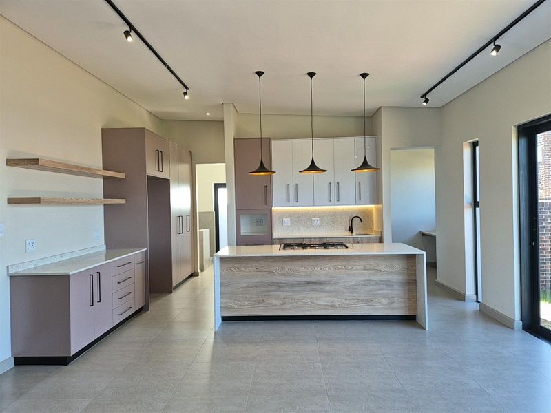 Modern 3-Bedroom Eco Home for Sale in Helderzicht Eco Estate, Potchefstroom - Photo 10