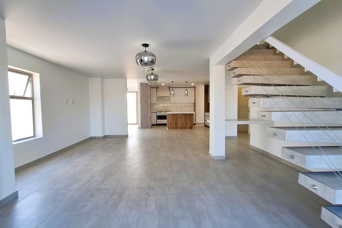 A Brand New Stunner on Shelley Point Golf Course! - Photo 3