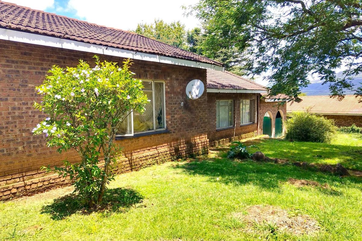 GRASKOP HOUSE FOR SALE - Photo 5