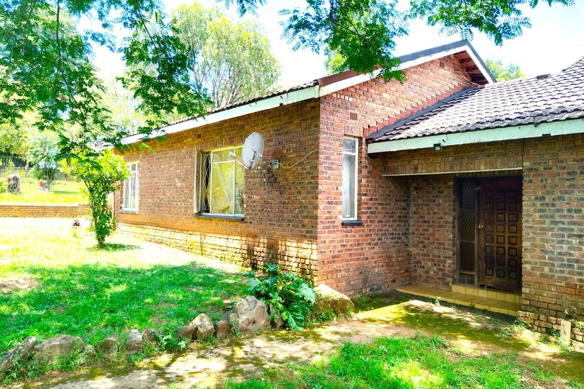 GRASKOP HOUSE FOR SALE - Photo 4