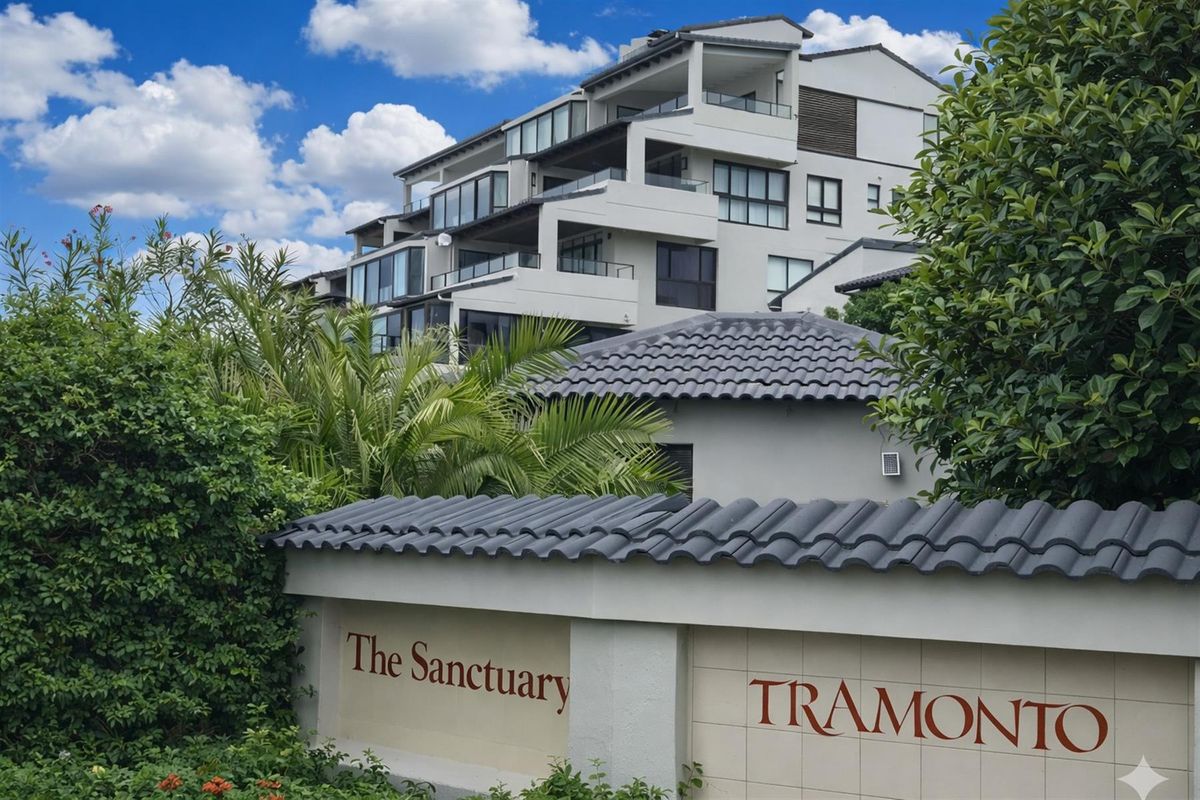 Modern Furnished 4-Bed Luxury Apartment with Robberg Reserve Views - Photo 3