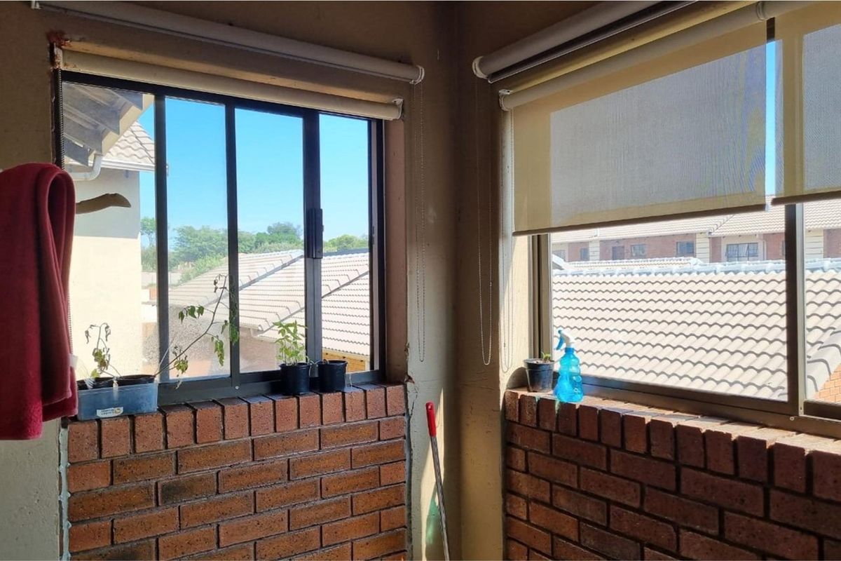 3 Bedroom,2 bath apartment for rent in Sagewood - Photo 5