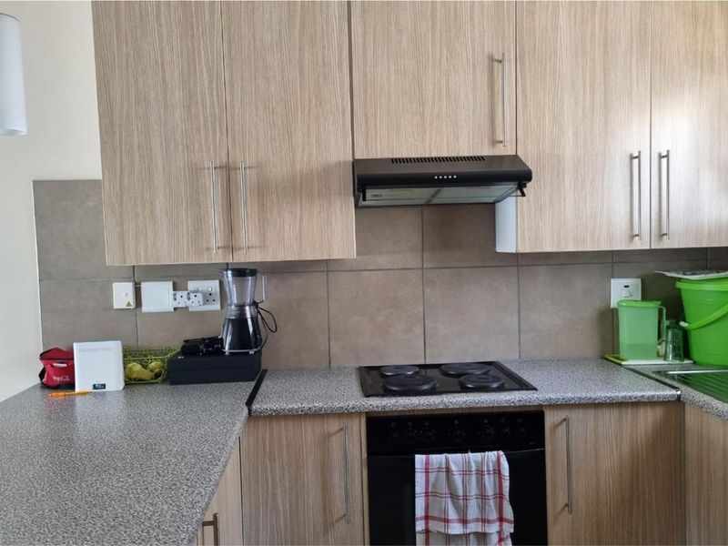 3 Bedroom,2 bath apartment for rent in Sagewood - Photo 3