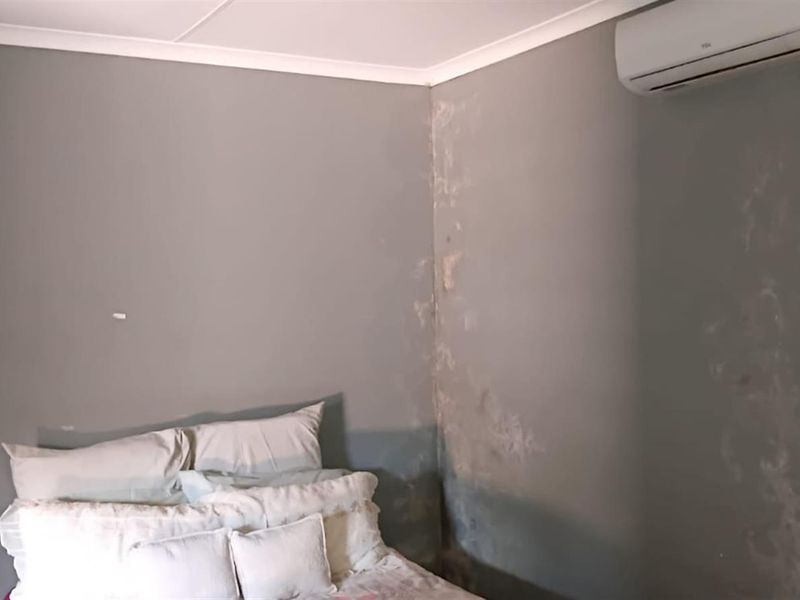 House For Sale in Madlanghala, Esikhawini, KwaZulu Natal - Photo 10