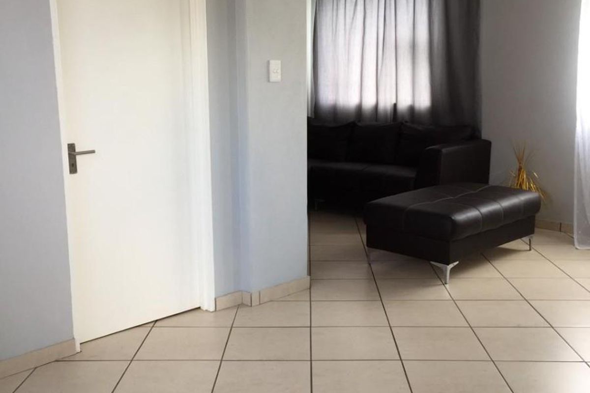Affordable 2-Bedroom Apartment, Highland Estate Madadeni, Newcastle, KwaZulu Natal - Photo 3
