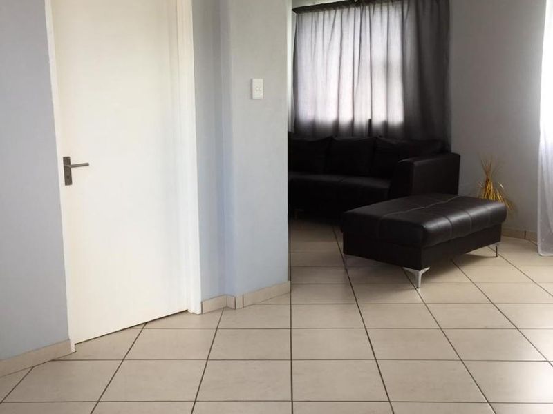 Affordable 2-Bedroom Apartment, Highland Estate Madadeni, Newcastle, KwaZulu Natal - Photo 3