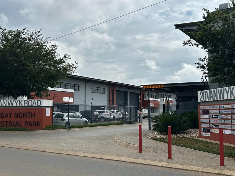 528 sqm Warehouse To Let | Brentwood Park | Interlink Access | Secure Park - Photo 3