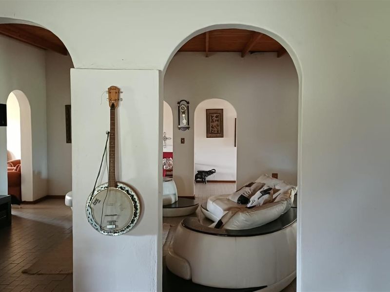 Expansive 138ha Farm with Multiple Houses and Renovation Opportunity - Photo 6