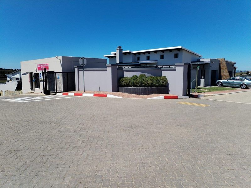 Modern 3-Bedroom Home in Prime George Location - Photo 3