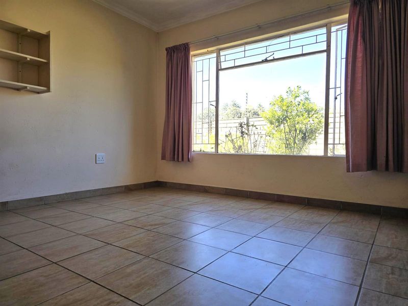 2 Bed / 2 Bath Retirement - Photo 10