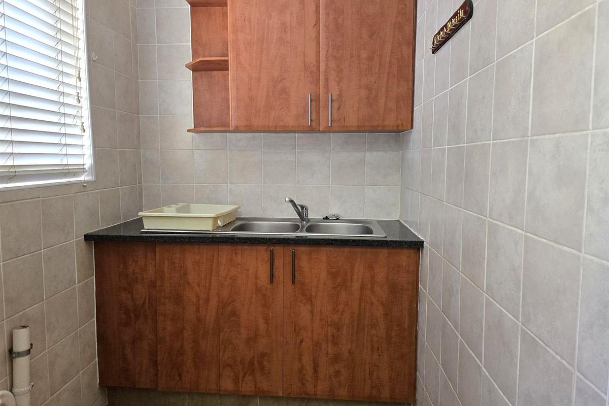 2 Bed / 2 Bath Retirement - Photo 5