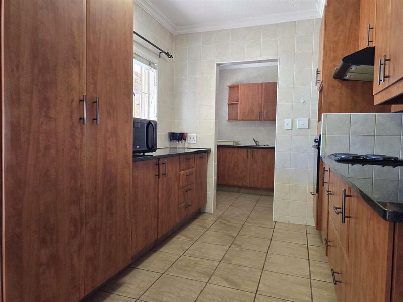 2 Bed / 2 Bath Retirement - Photo 4